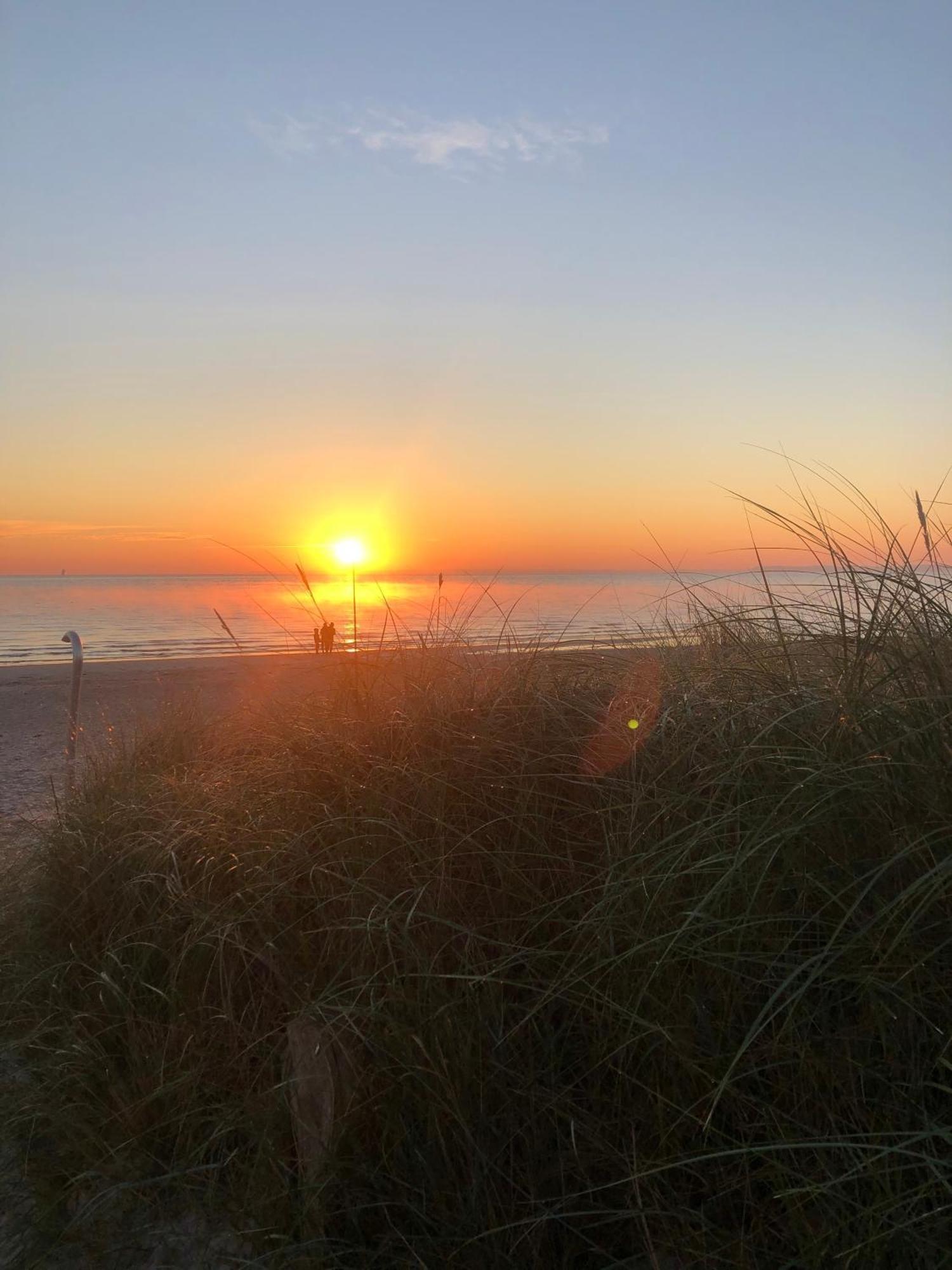 Ferienwohnung- Nur 60 Meter Vom Strand Scharbeutz Bagian luar foto